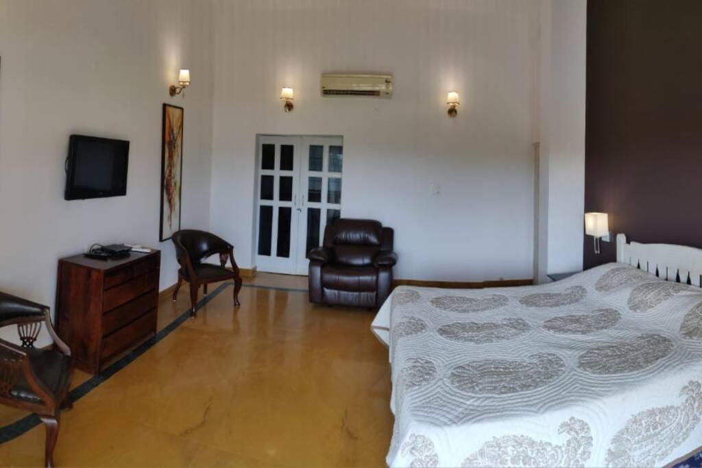 Villa Nazuri W Caretaker Candolim Exterior foto
